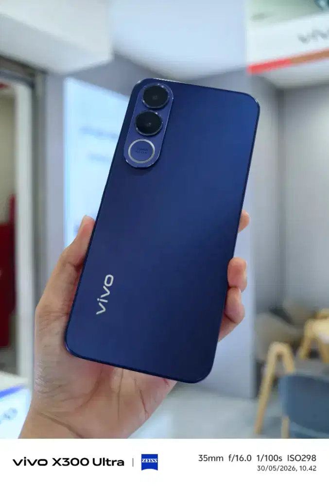 VIVO V70Fe Blue