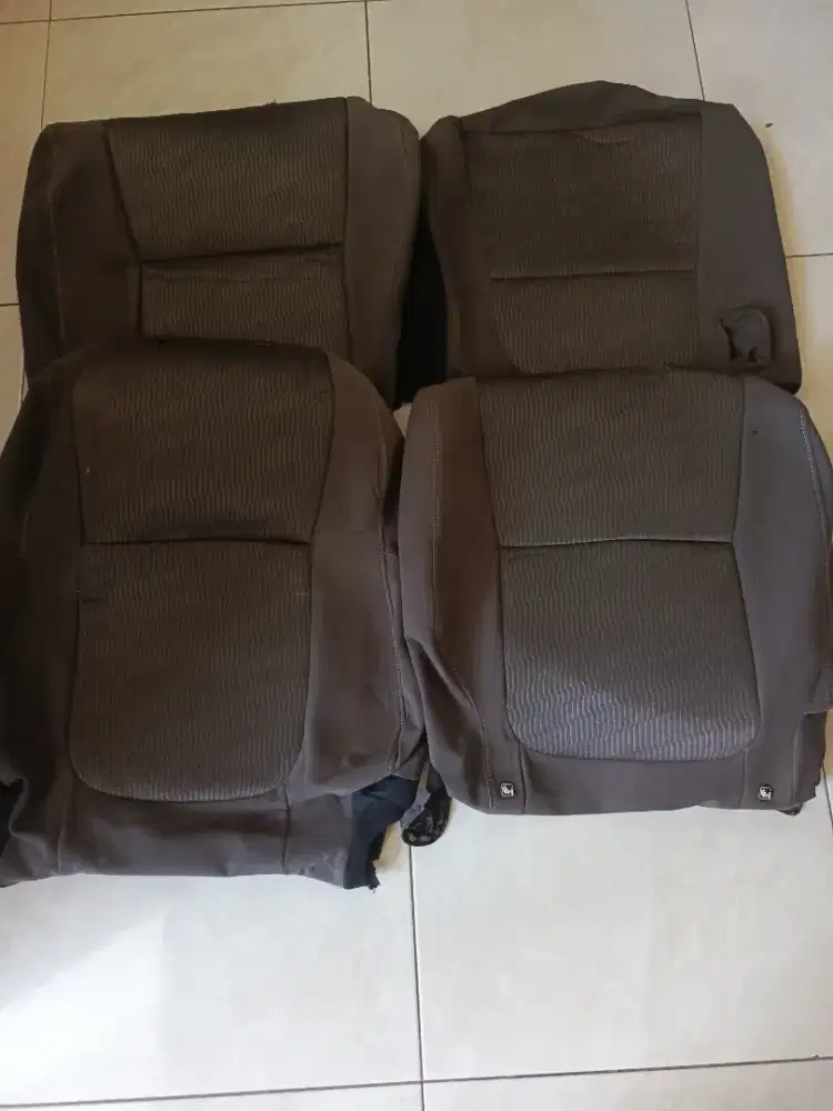 Sarung jok ori New Livina