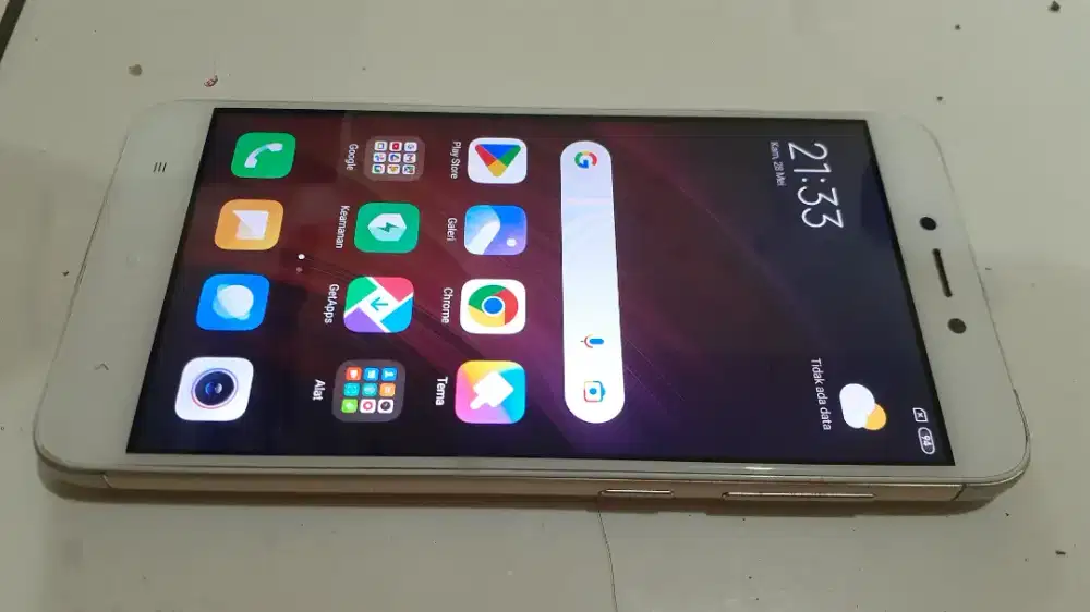 Xiaomi redmi 4x 4G ram 2/16 layar 5 inchi gold