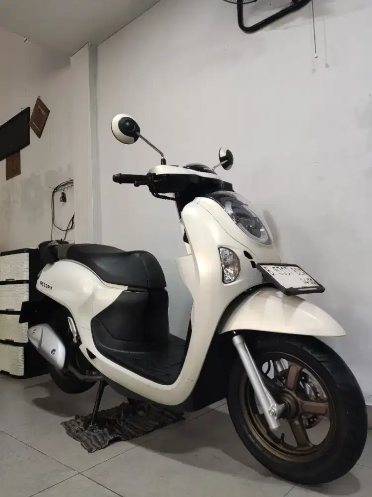 Scoopy New Keyless 2025 Mulus Sekali Orisinil Bagus ABBA