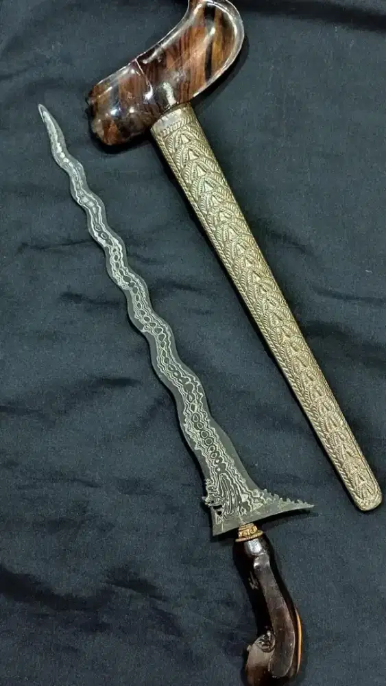 Keris Murah Nogosiluman Luk 15 Pamor Wiji Timun