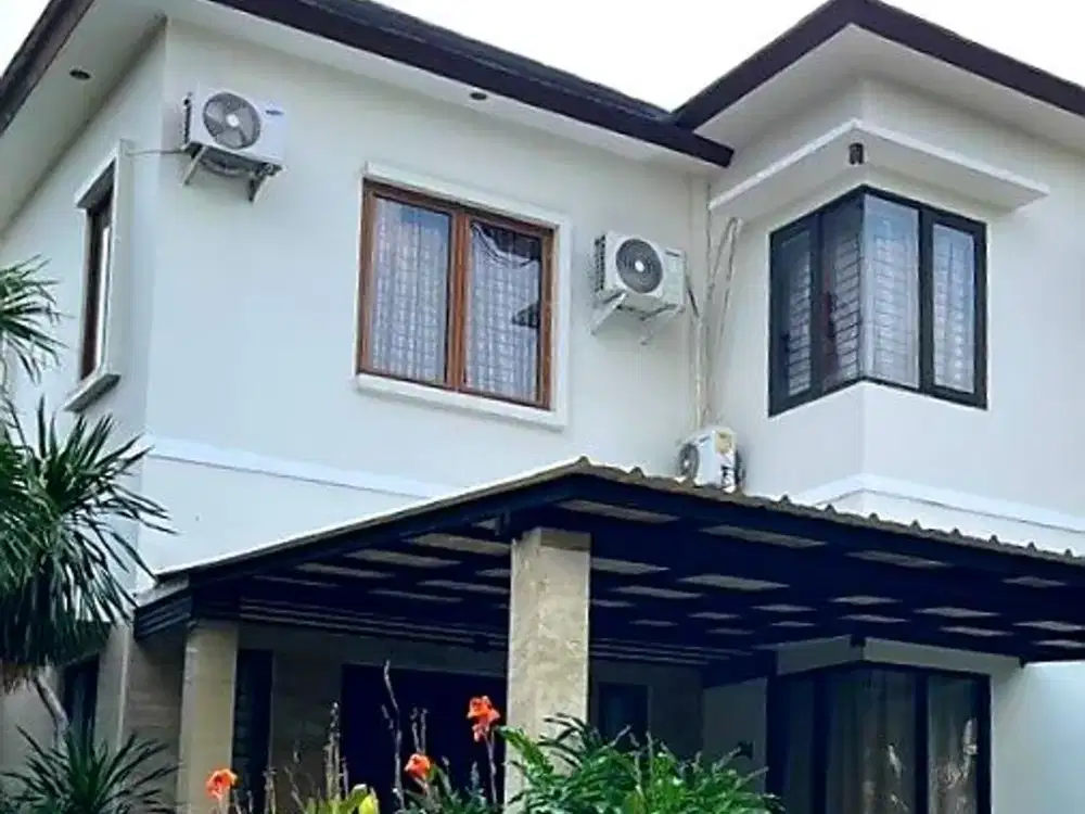 Puri Bintaro - DIJUAL Rumah Hoek Sudah Renov Berlantai Marmer dengan Kamar Utama Luas di Bintaro Jaya Sektor 9 Tangerang Selatan - Harga Nett 4,5M!