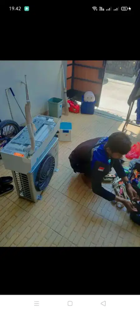 Jasa servis AC kulkas mesin cuci kompa air dll bergaransi