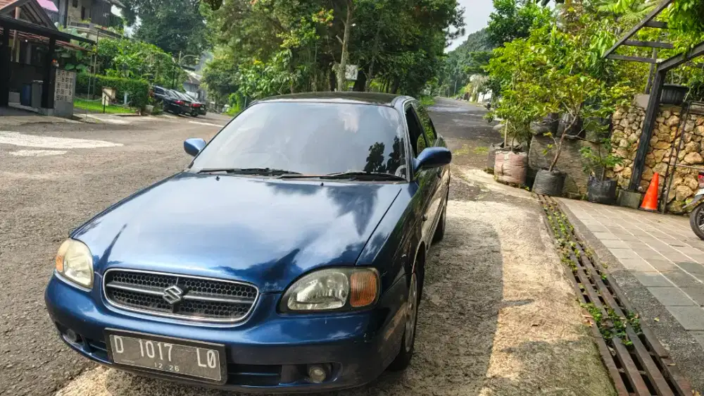Suzuki Baleno 2000