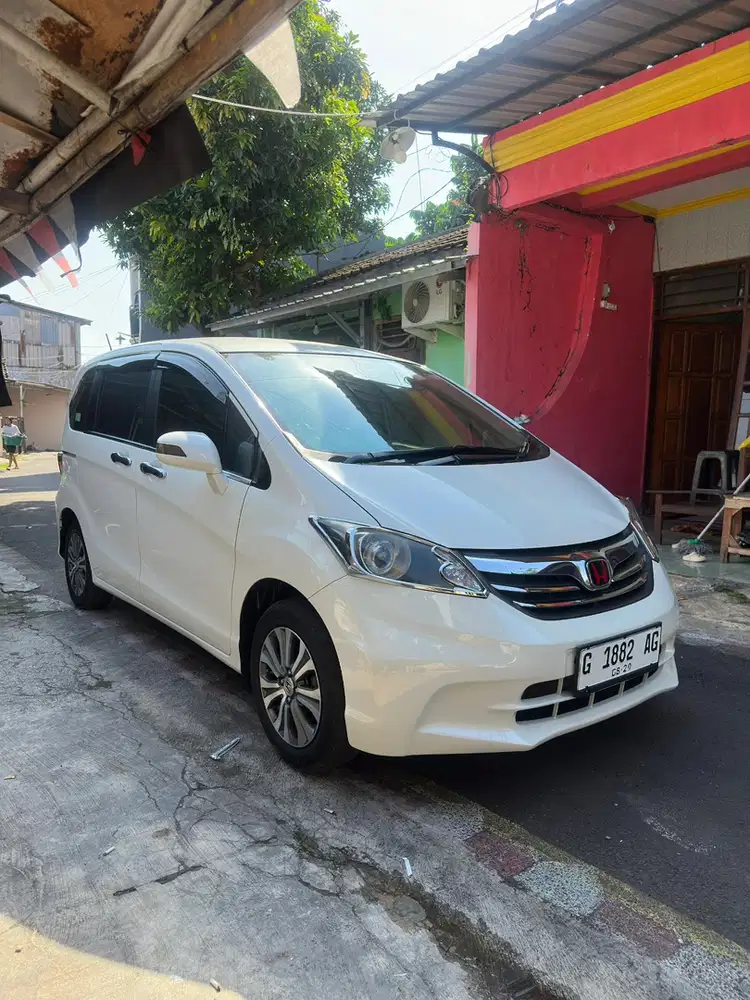 Honda Freed 2012 Bensin