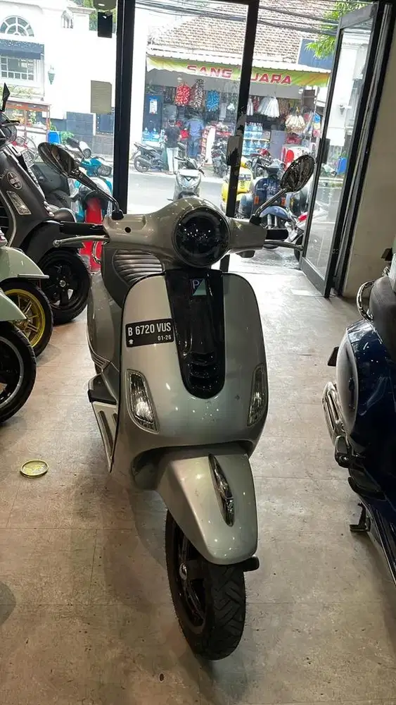 Vespa LX 150 2VIE