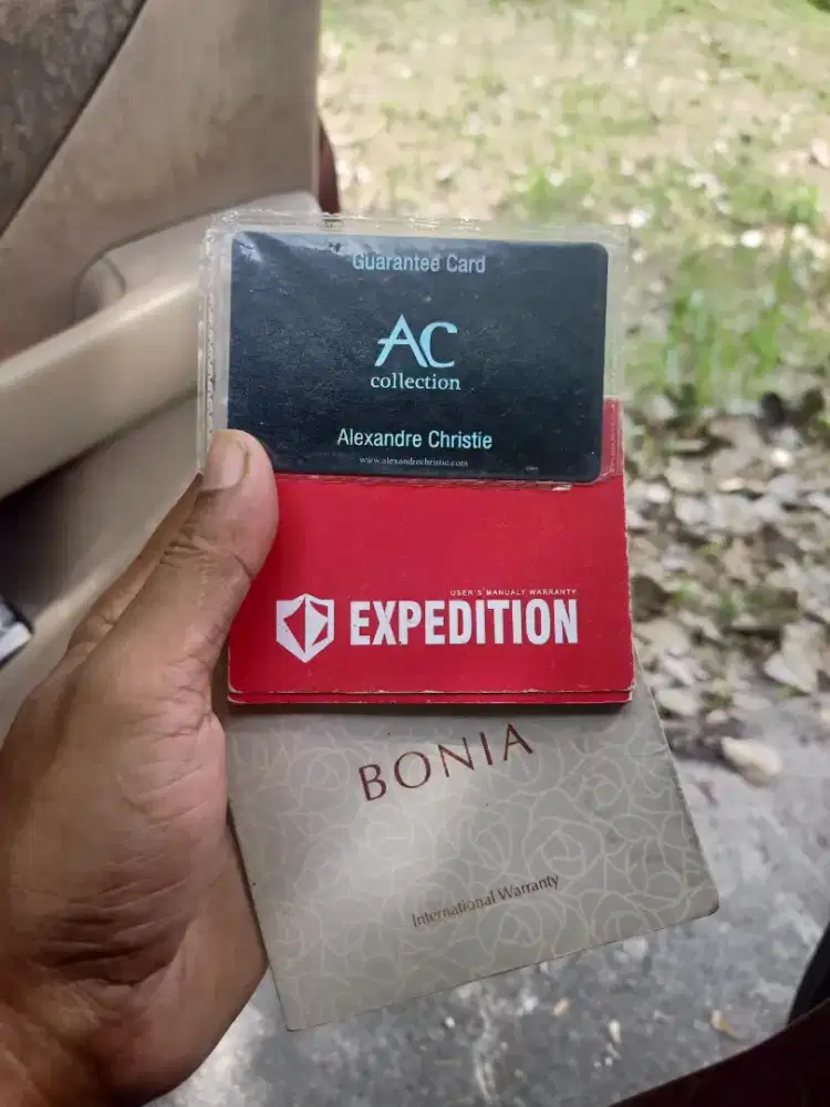 Di jual yg butuh buku,kartu,jam baru dan murah aja wa ,hp