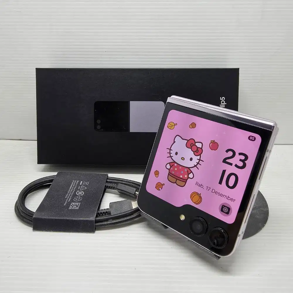 LIKE NEW! SAMSUNG GALAXY Z FLIP 5 5G 8/256 LAVENDER  RESMI SEIN FULLSE