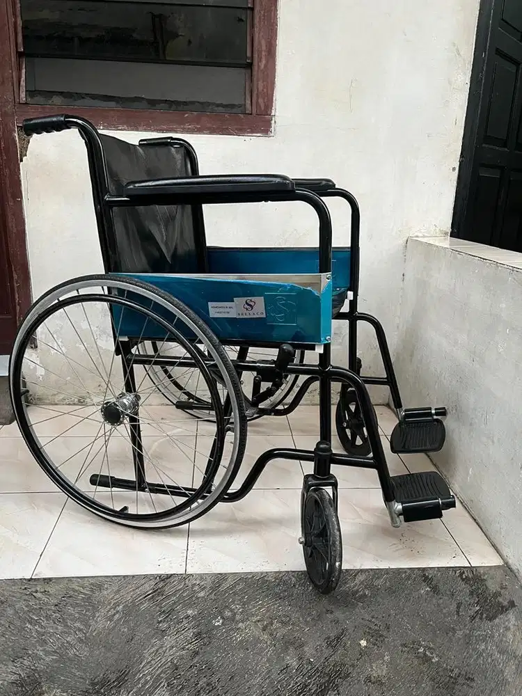 Kursi Roda Sellaco