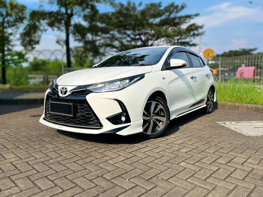 TOYOTA Yaris S GR at 2022 Putih
