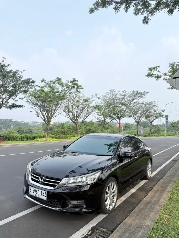 BU TERMURAH Honda Accord VTIL 2013 Matic camry