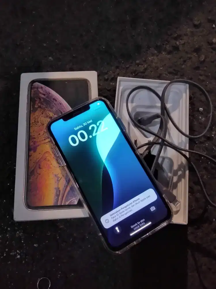 iPhone xs max 64gb