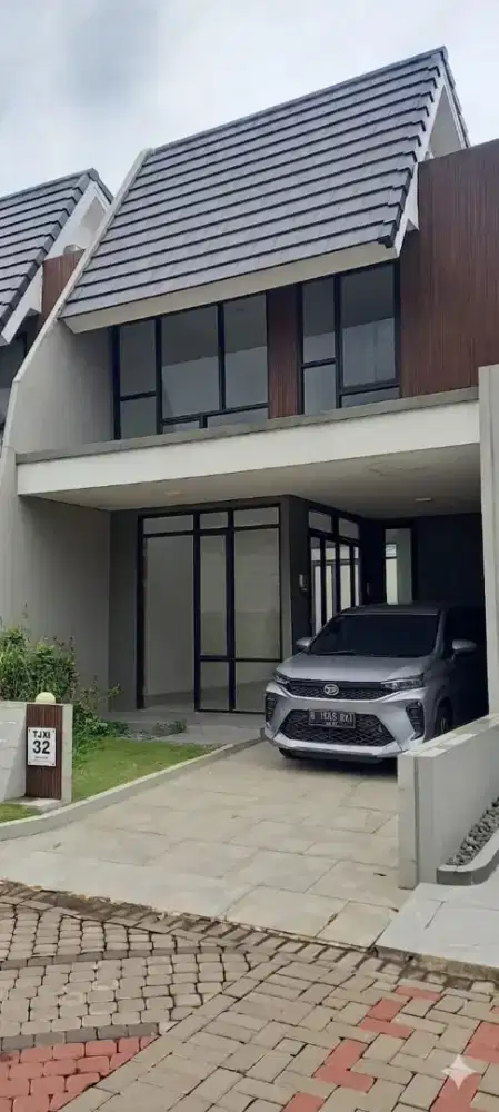 DI KONTRAKAN RUMAH METLAND TRANSYOGI