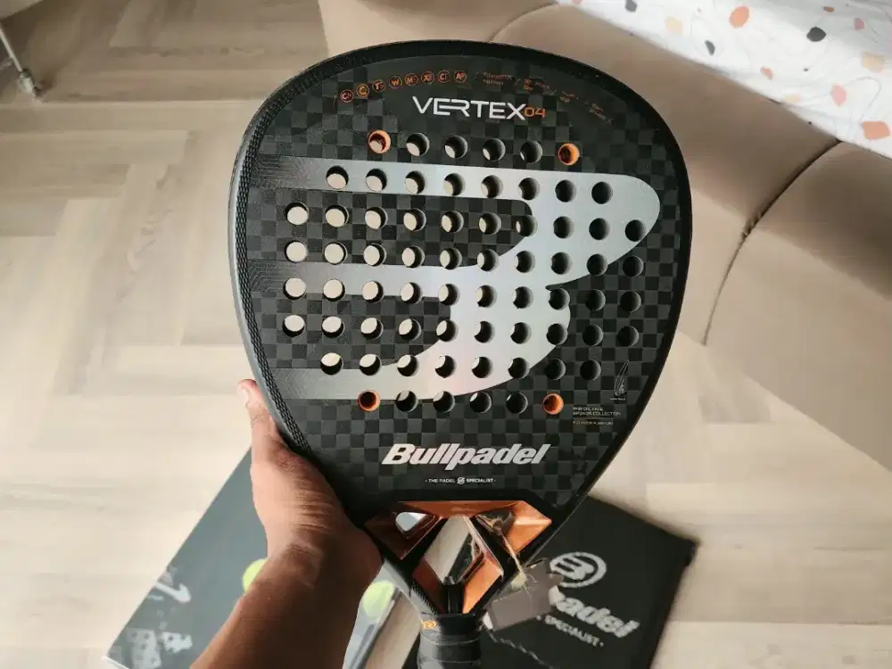 Raket Bullpadel Vertex 04 2025