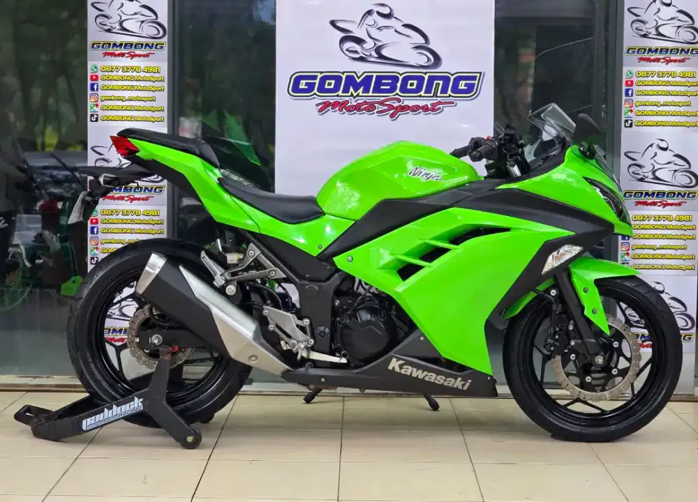 NINJA 250 FI SUPER ISTIMEWA