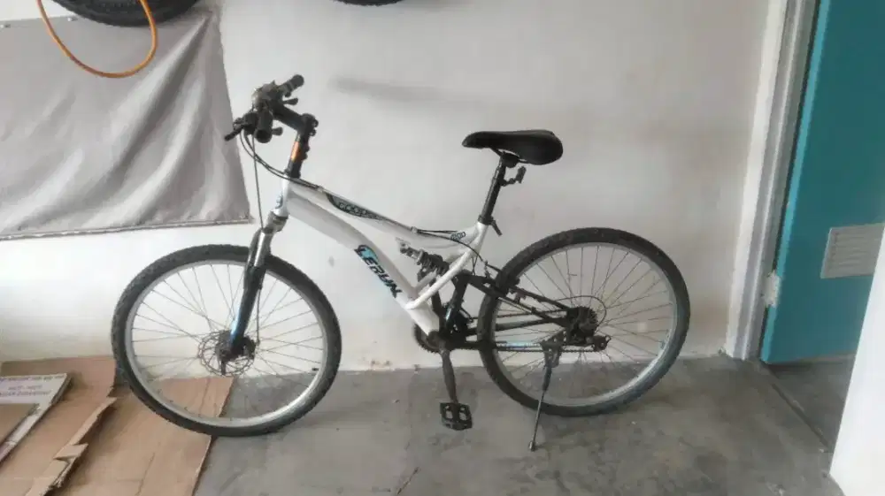 Di jual sepeda gunung uk 26 siap pake