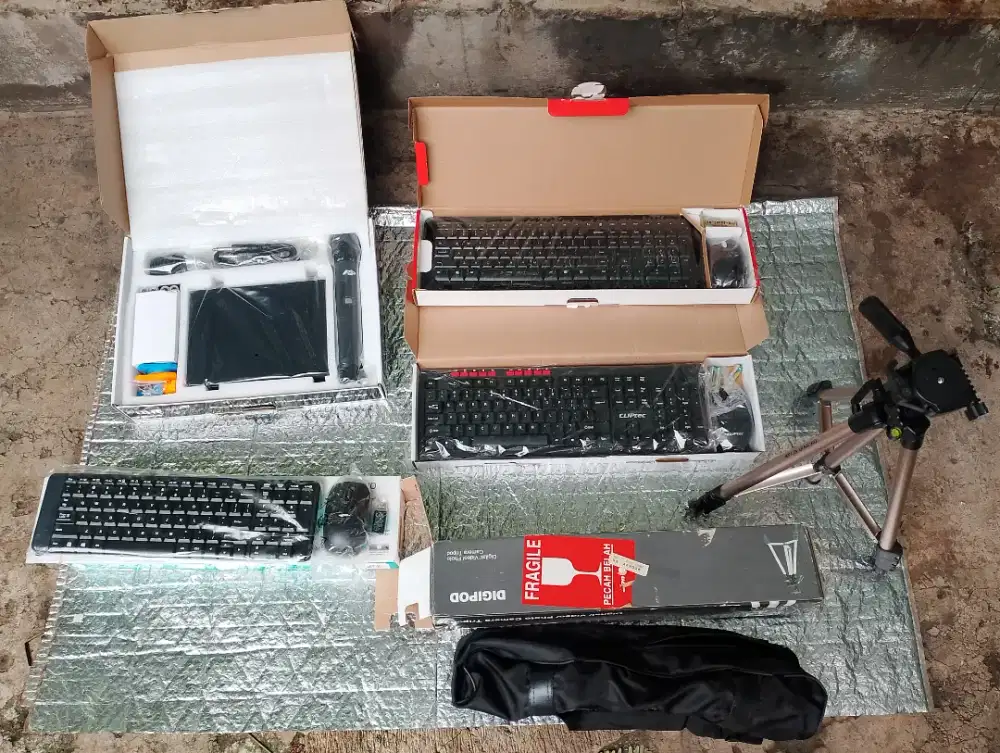 Elektronik bekas seperti baru