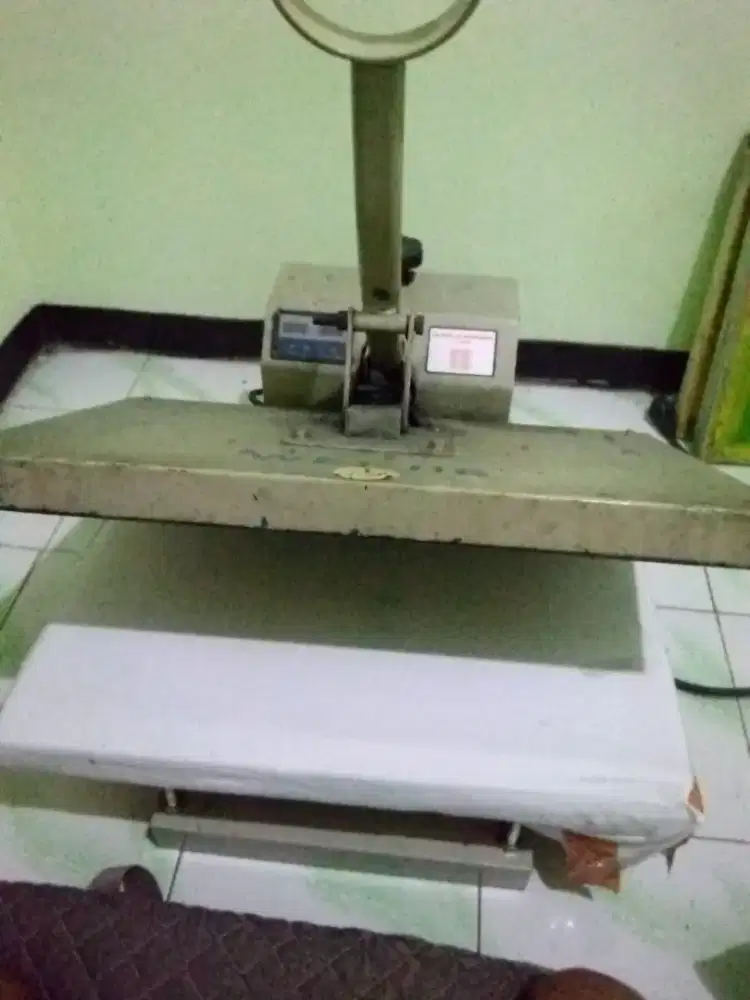 Mesn pres sablon
