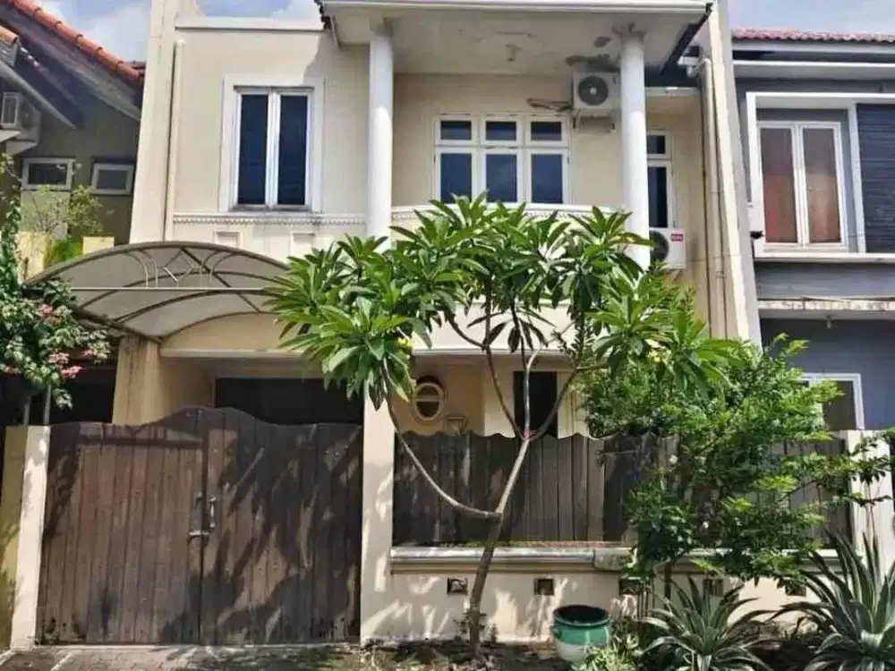 Dijual rumah gayung kebonsari