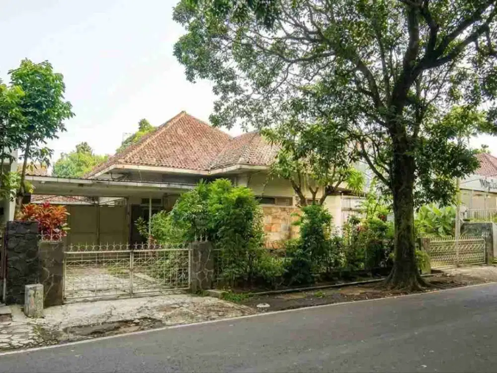 rumah 1lantai lokasi strategis dekat taman anggrek bengawan riau bandung kota