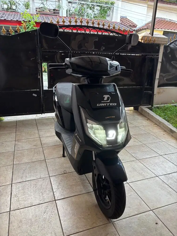 Motor Listrik United MX 1200 99% Baru