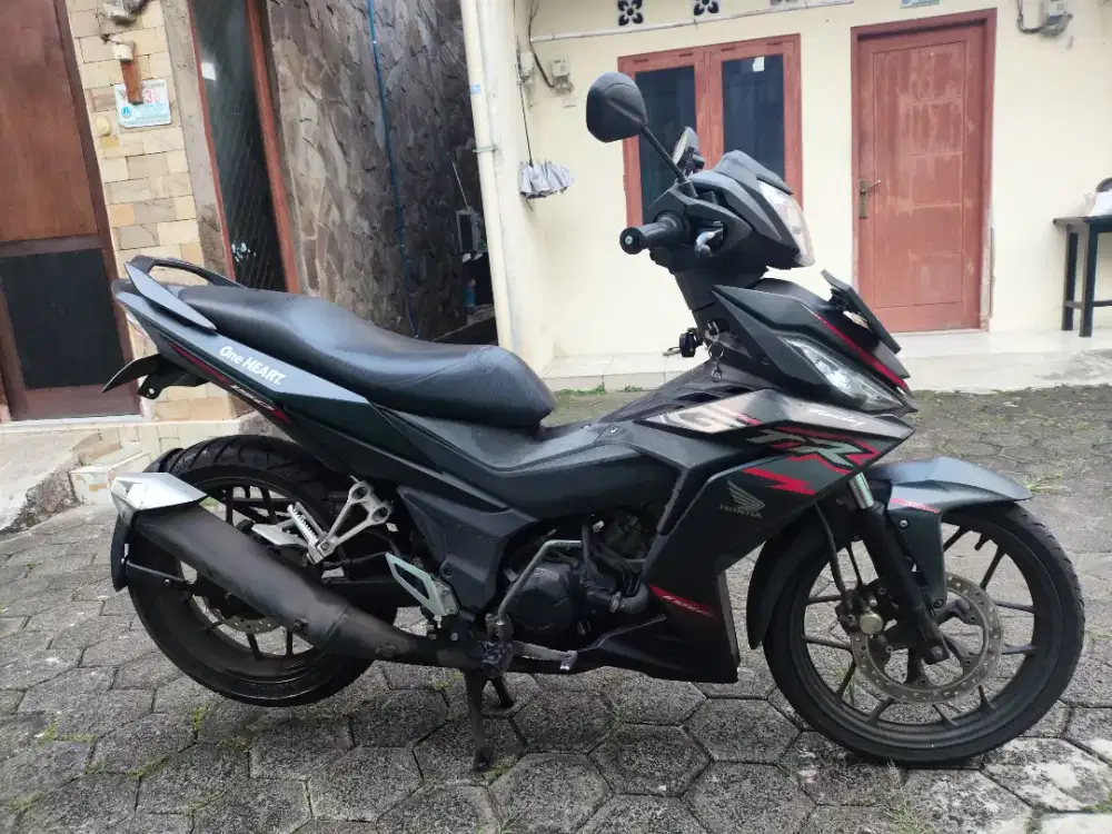 Supra GTR tahun 2019 pajak panjang