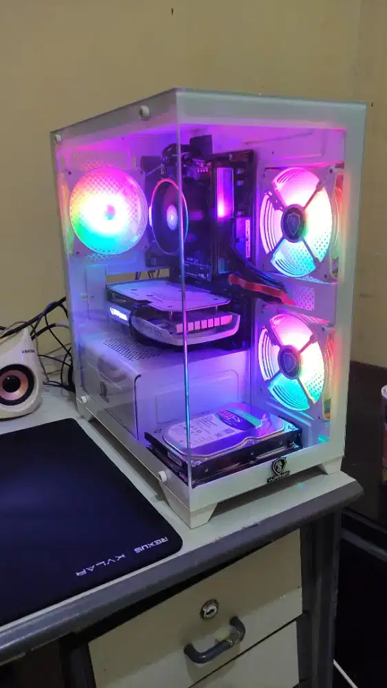 PC ONLY RTX 4060 RYZEN 5 7500F SSD NVME 1TB RAM 16GB DDR5