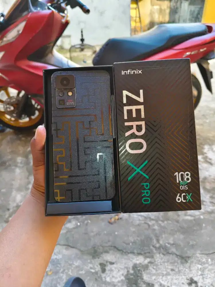 Infinix. zero X Pro 108MP 8/256