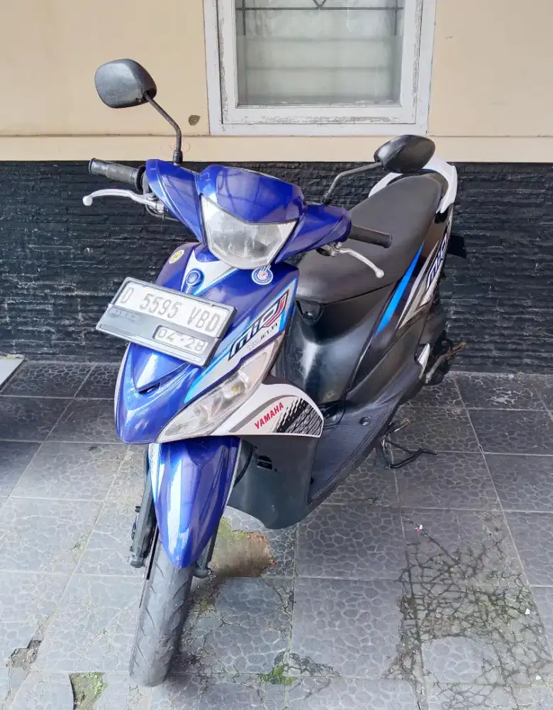 Mio J 2013 biru