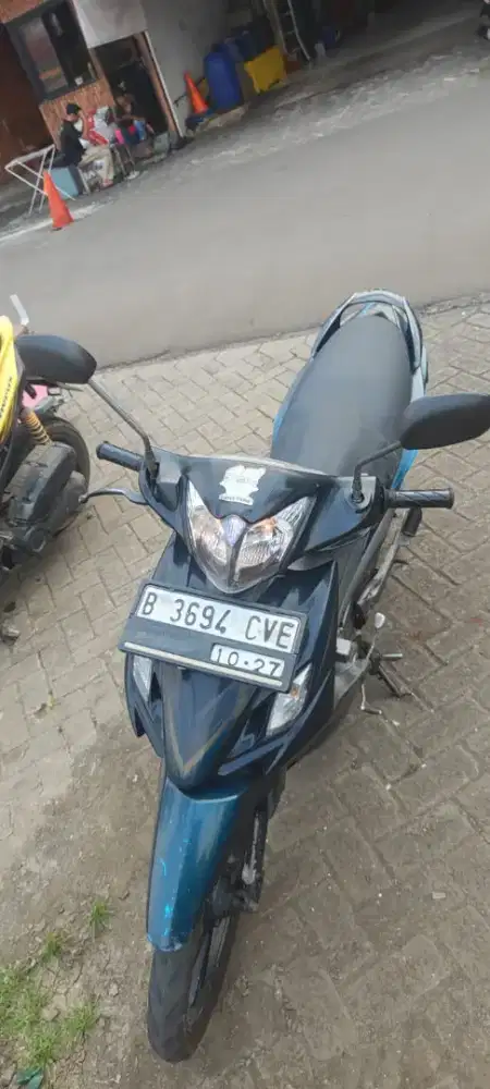 Suzuki axelo 2015