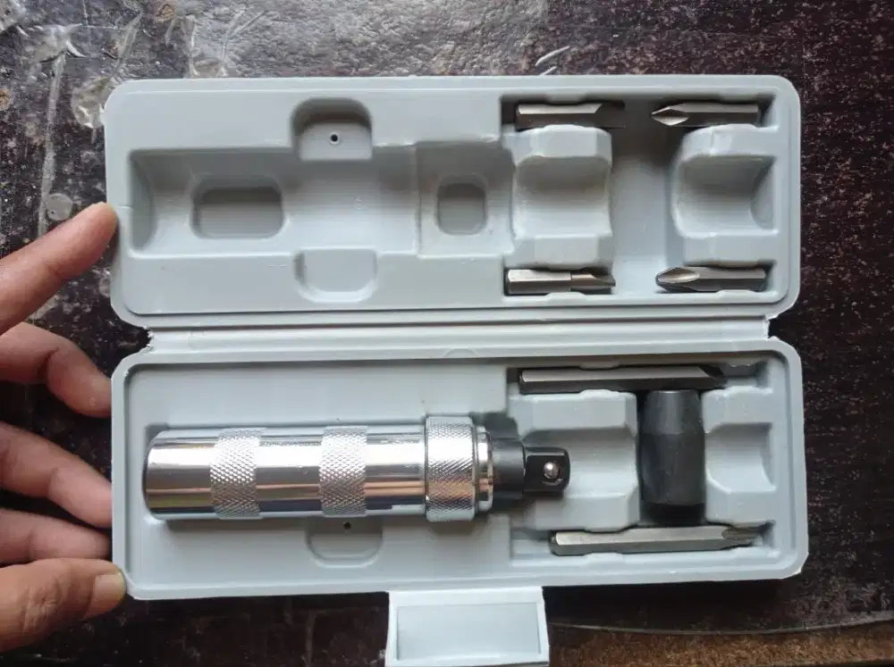 Obeng Ketok Set lengkap kondisi baru