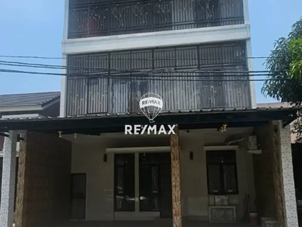 Dijual urgent BU Rumah Baru siap huni 4 Lantai Cluster Villaggio East, Citra raya