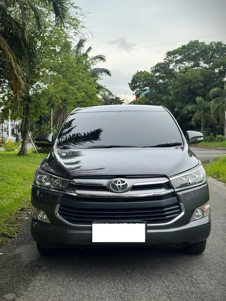 Innova Reborn Bensin 2.0 V A/T