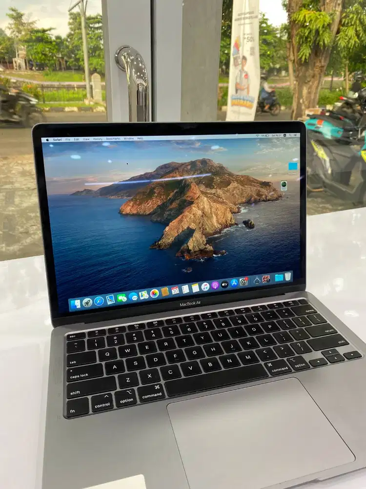 Macbook Air 2020 RAM 8/128 GB Intel Core i3 13 Space Grey
