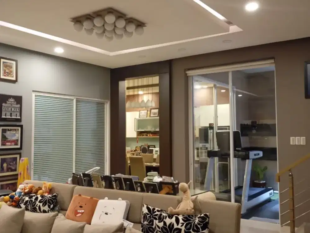 Dijual cpt,rumah mewah,siap pakai,fully furnished,cluster EBONY,GRAND ORCHARD,2,5 lantai,pemilik mau pindah keluar negeri.