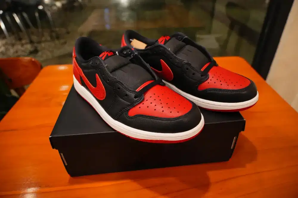 Nike Air Jordan 1 Retro Low OG Banned