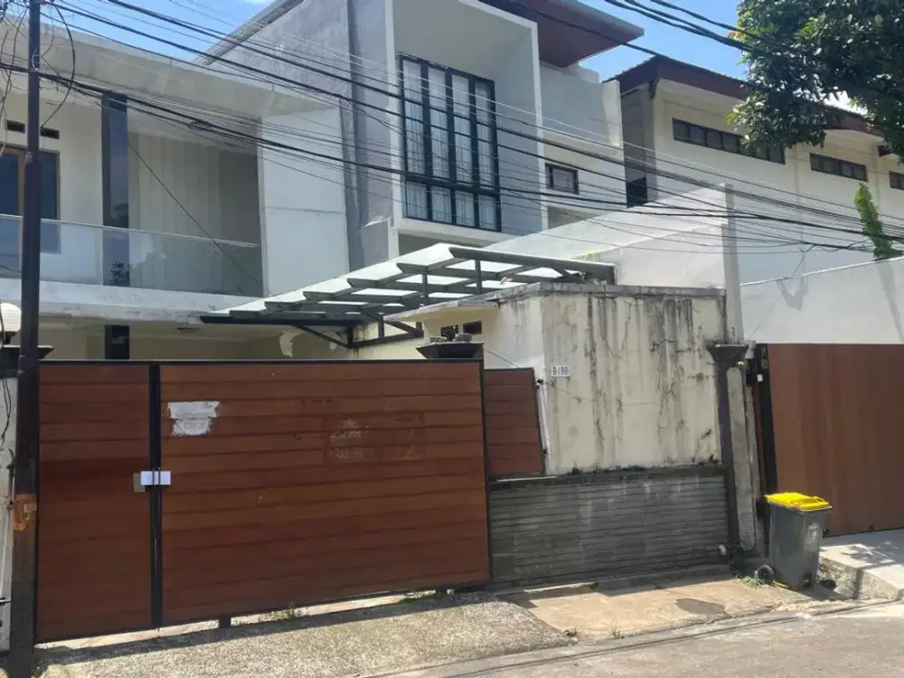 Dijual Lelang Rumah Komplek Perumahan Villa Arteri Kebon Jeruk Jalan E Ujung, Villa Alteri, Kelurahan Kelapa Dua, Kecamatan Kebon Jeruk, Kota Jakarta