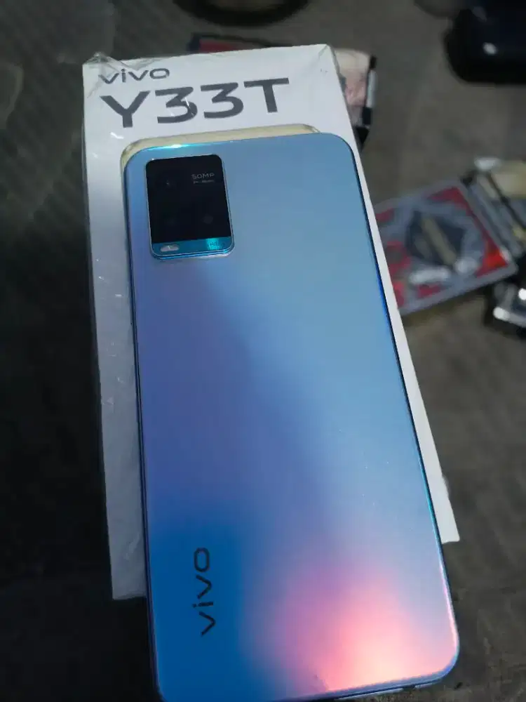 D jual Vivo y 33T 8/128