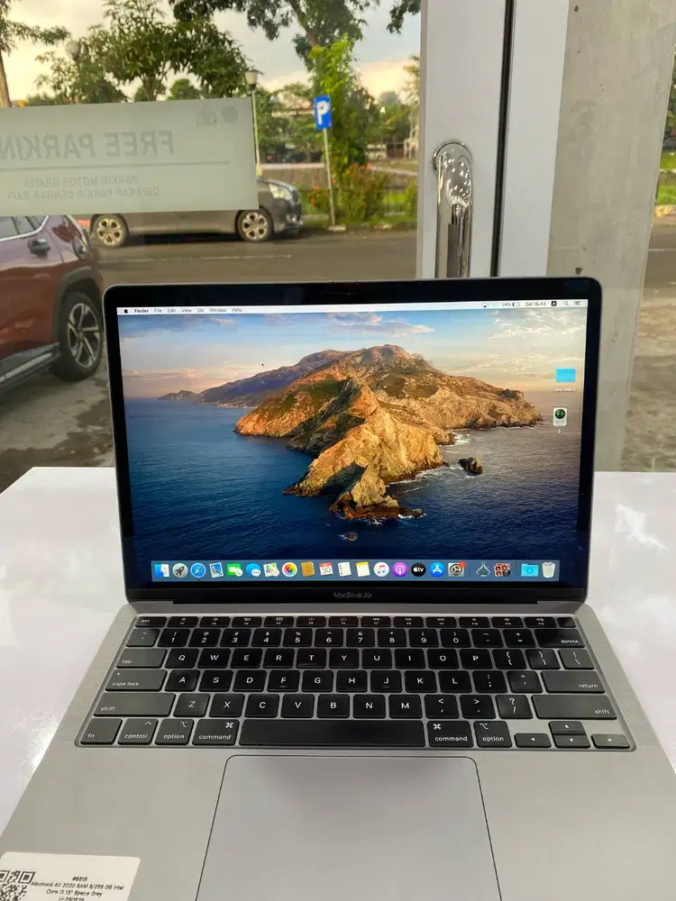 Macbook Air 2020 RAM 8/256 GB Intel Core i3 13 Space Grey