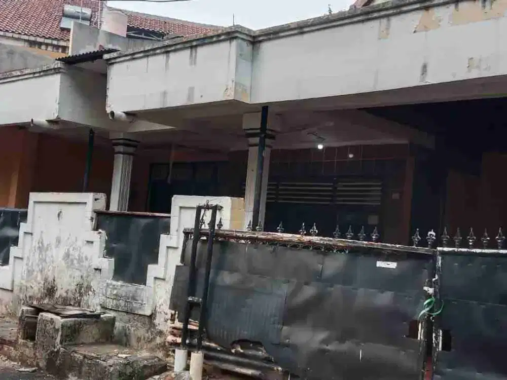 Rumah tua hitung Tanah di pondok kopi Jakarta Timur