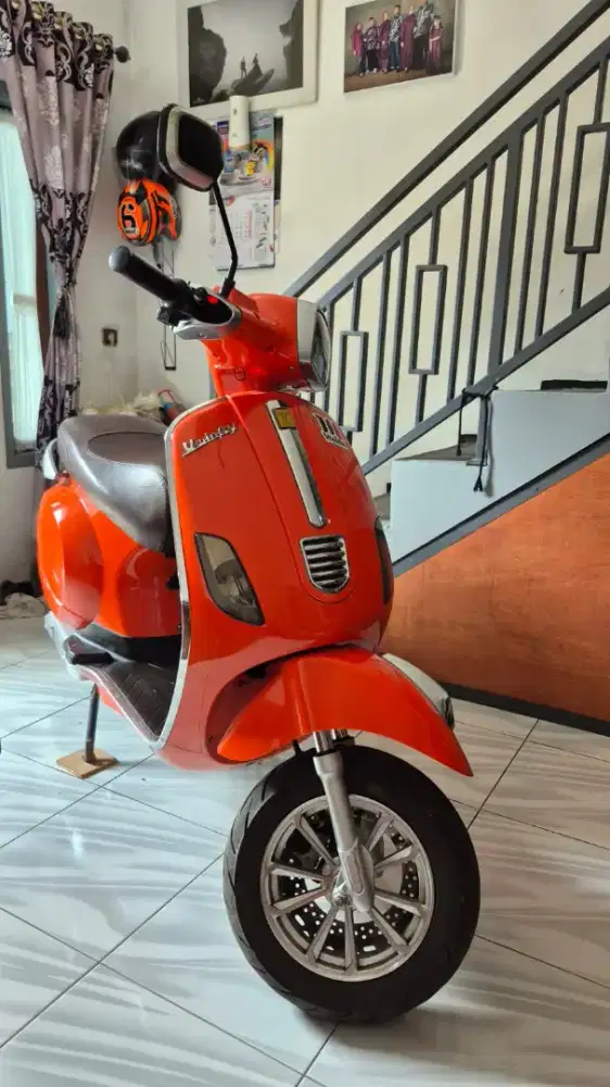 Motor Listrik Uwinfly T3 (Model Vespa) Second Mulus Siap Pakai BANDUNG