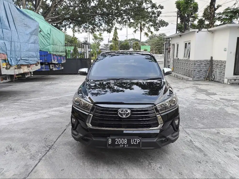 ISTIMEWA!! Toyota Venturer 2.4 AT Diesel Matic 2022