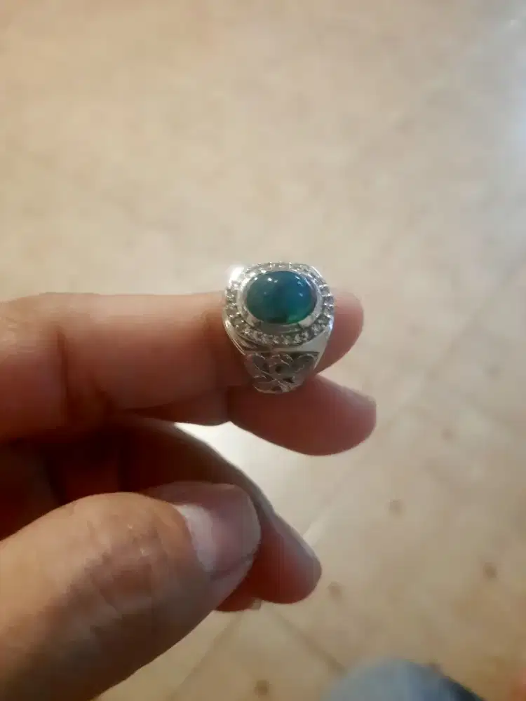 Batu cincin bacan