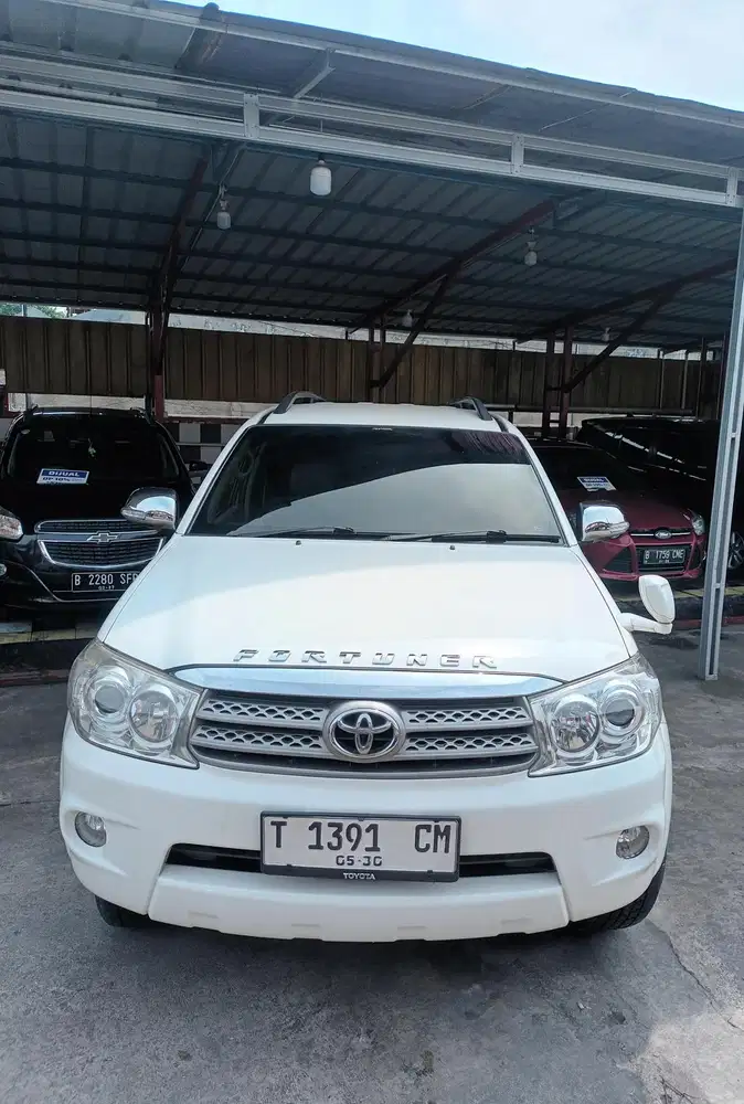 Toyota Fortuner 2009 Bensin