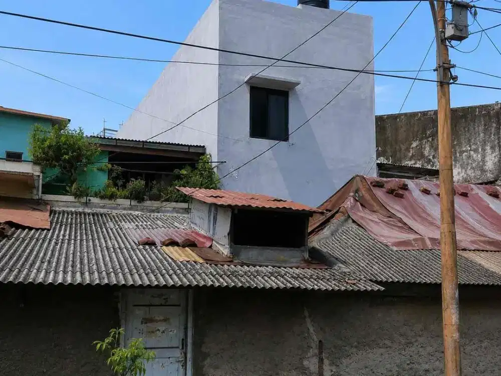 DIJUAL – Rumah 2 Lantai Strategis Dekat Pusat Niaga Mangga Dua, Jakarta Barat