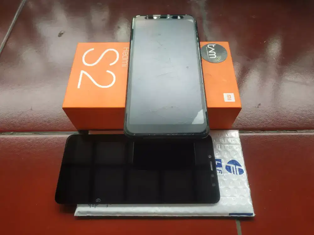 Xiaomi Redmi S2 3/32GB Resmi Tam