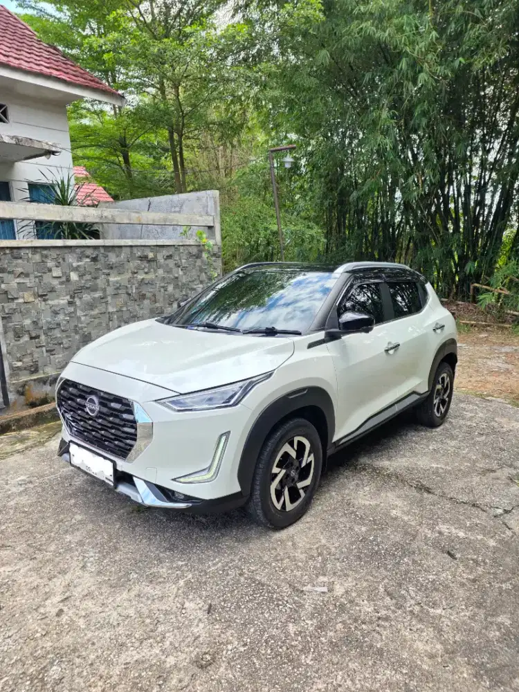 Nissan magnite premium turbo cvt