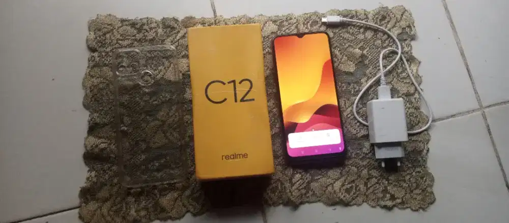 Realme C12 normal lancar jaya Komplit semua tinggal pake aja