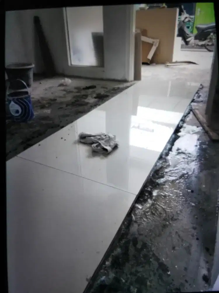 Jasa tukang keramik