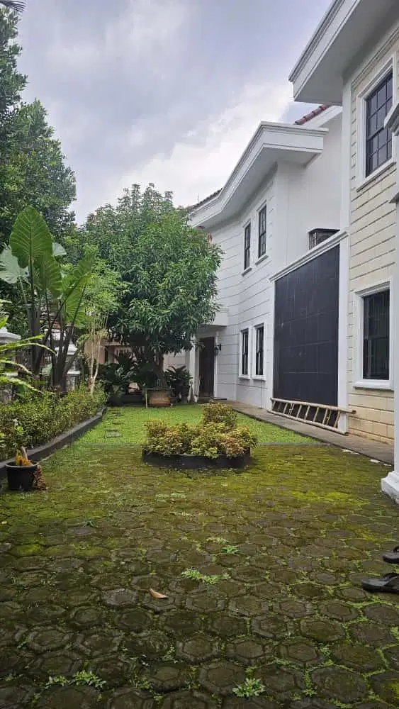 Dijual Rumah Mewah + Swimmingpool Di Bukit Mas Rempoa Jakarta Selatan
